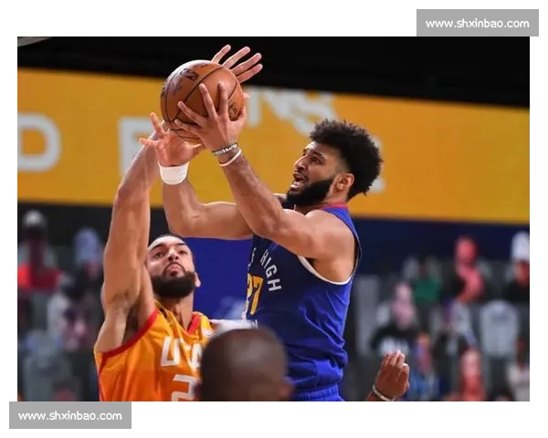 西雅图风暴对阵菲尼克斯水星焦点之战引爆赛场期待季后赛前景悬念拉满